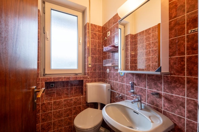 G/WC im EG Zweifamilienhaus Bad Soden am Taunus / Altenhain