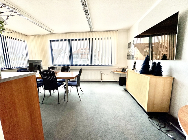 B�ro 1.OG Haus Sulzbach